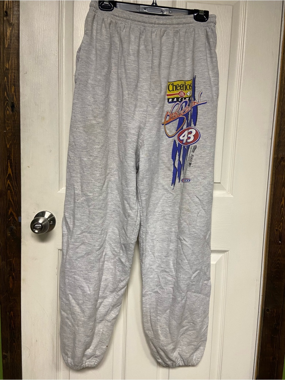 Gildan Light Gray Sweatpants with Cheerios Racing 43 Graphic